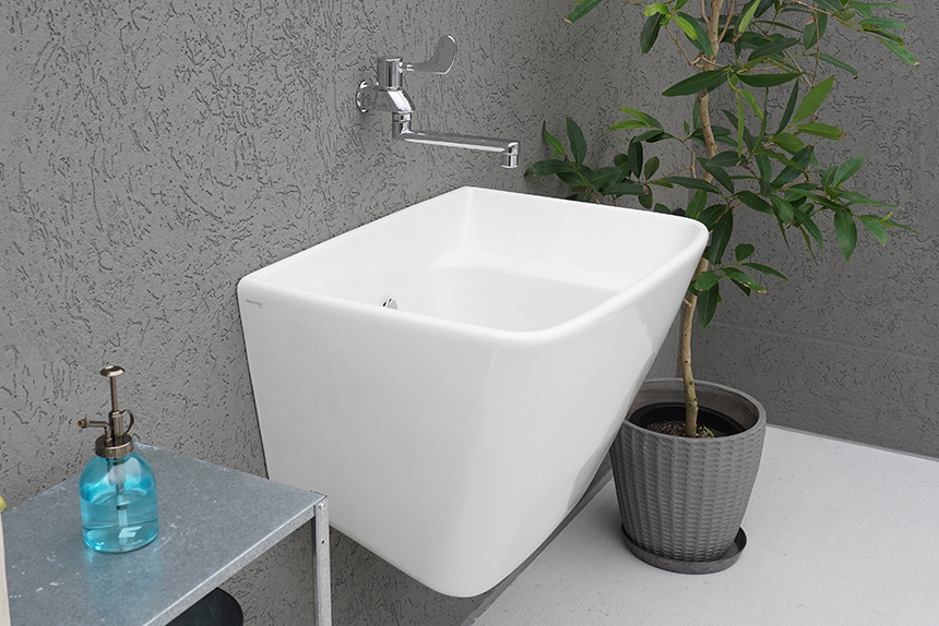 イタリア製スロップシンク・水栓