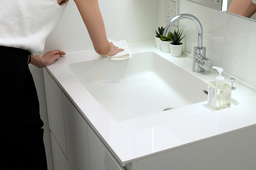 汚れが拭き取りやすいシームレス一体成型のカウンタートップ